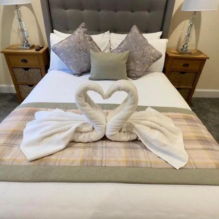 The Waverley Inn Holiday Homes إينفيرنيس المظهر الخارجي الصورة