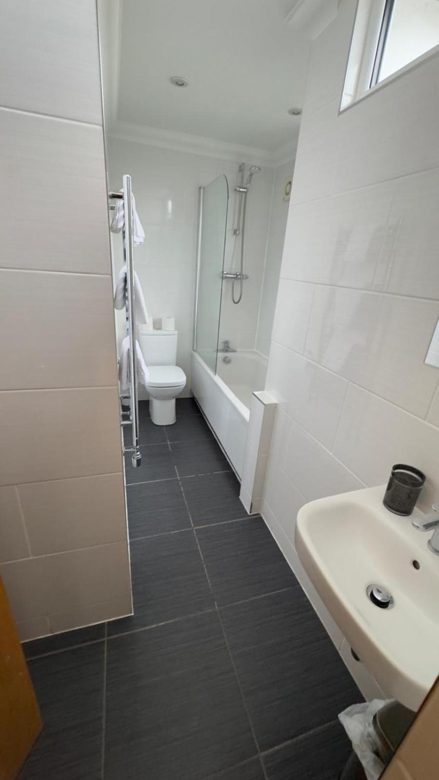 The Waverley Inn Holiday Homes إينفيرنيس المظهر الخارجي الصورة