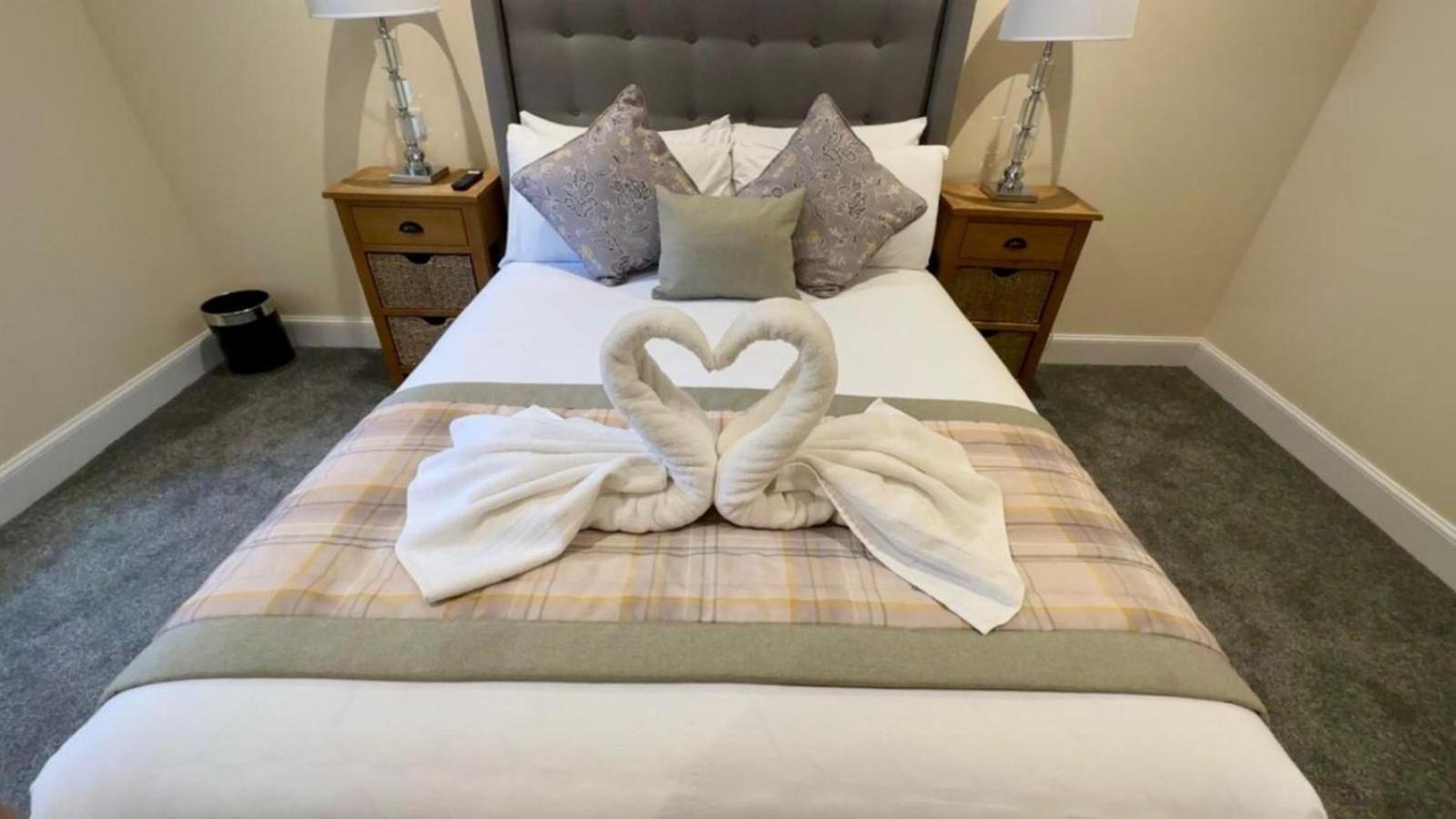 The Waverley Inn Holiday Homes إينفيرنيس المظهر الخارجي الصورة